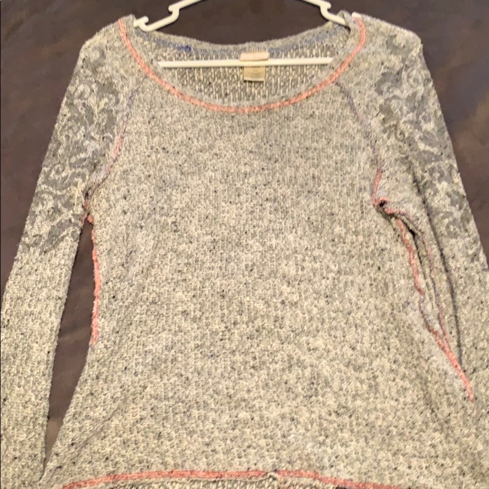 Gray day trip sweater